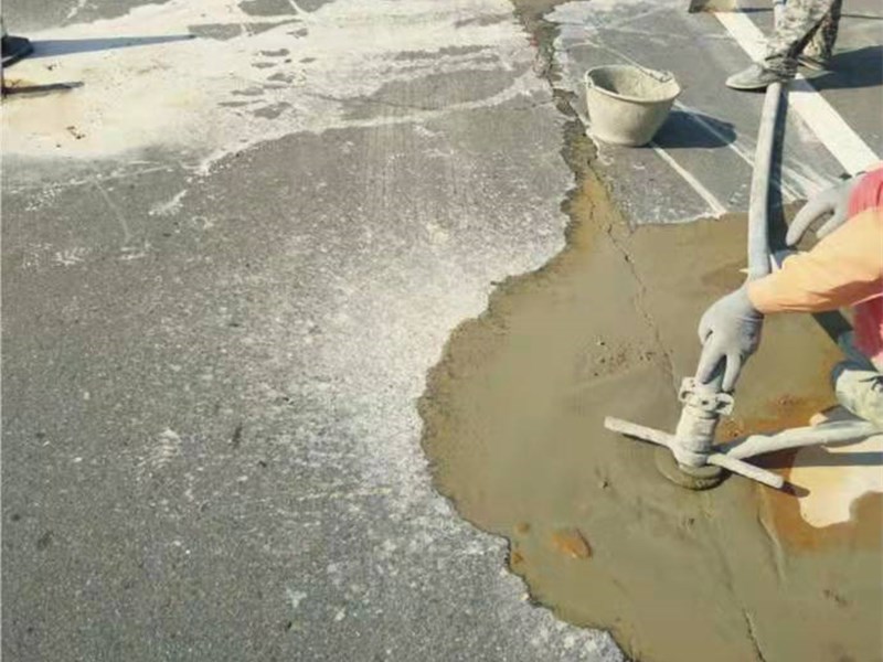 路基開裂注漿加固